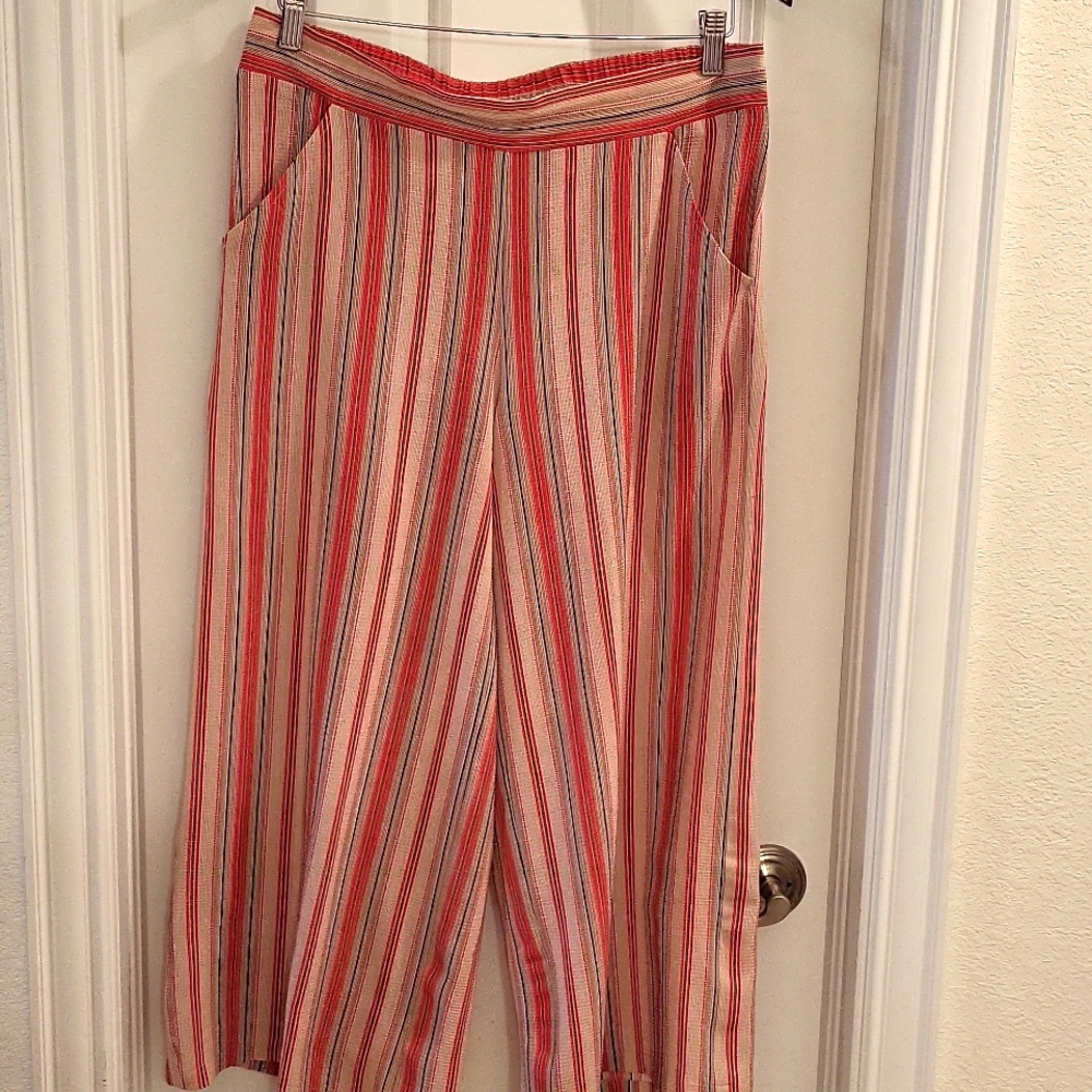 Striped max studio crop pants. Size L